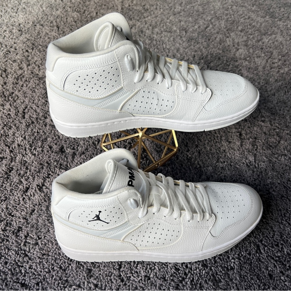 Jordan Access Shoes Men’s Size 12 White Pale Ivory Black AR3762-100 Nike Sneaker